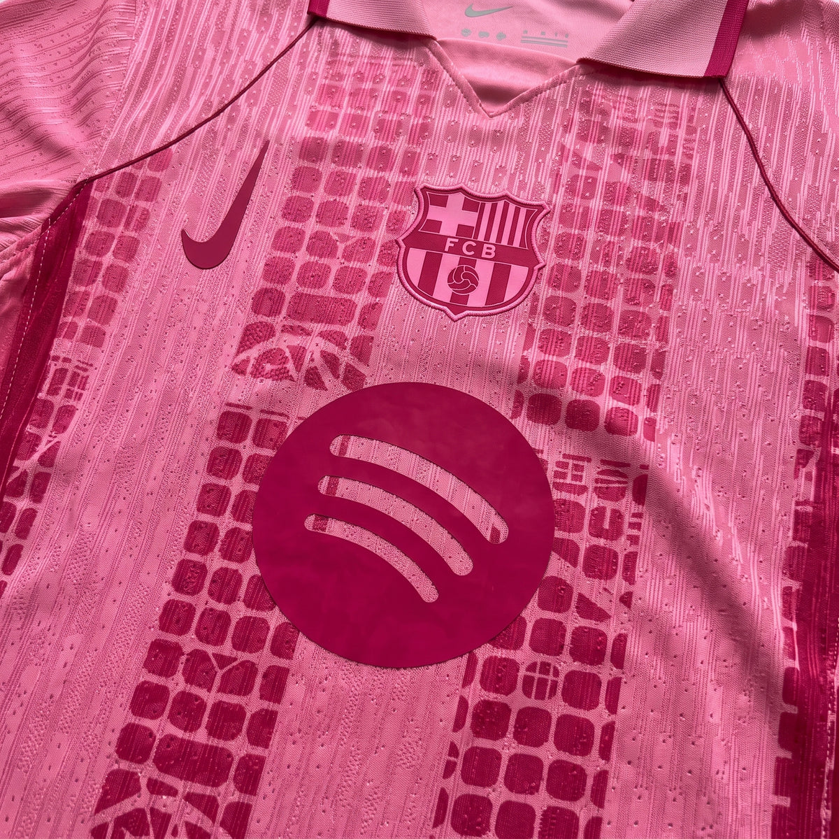 Barcelona 26/27 Pink Special Edition Jersey
