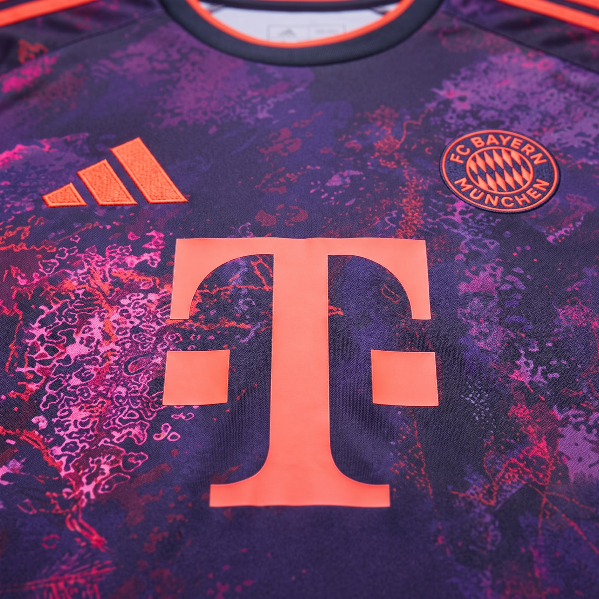 Bayern München 26/27 Third Jersey