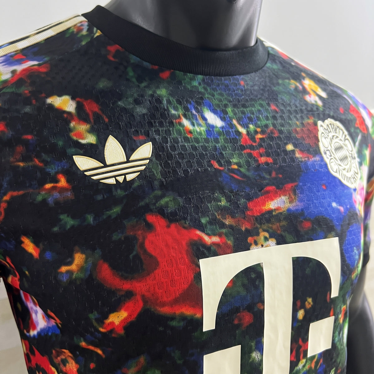 Bayern München 26/27 Oktoberfest Jersey