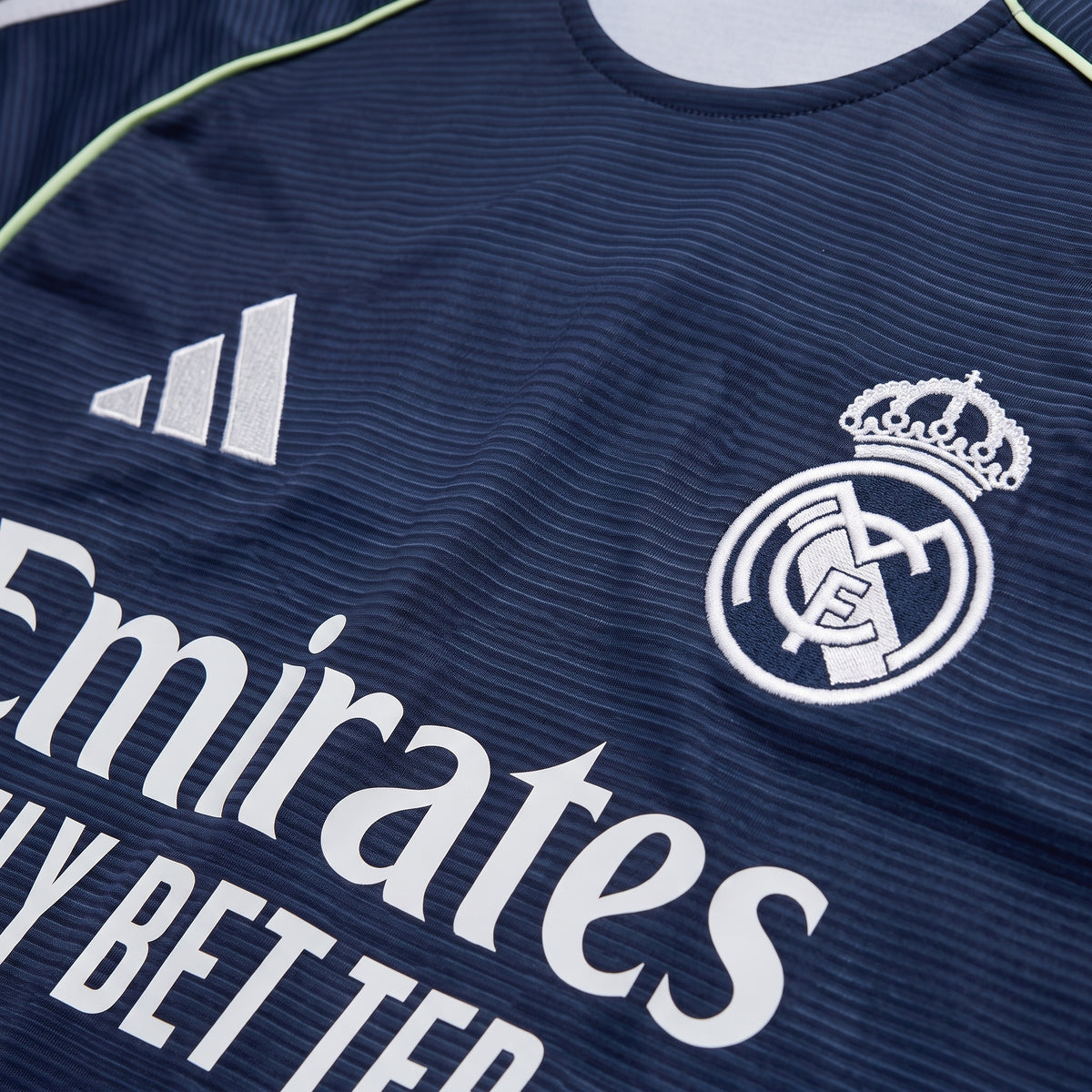 Real Madrid 25/26 Away Women's Jersey