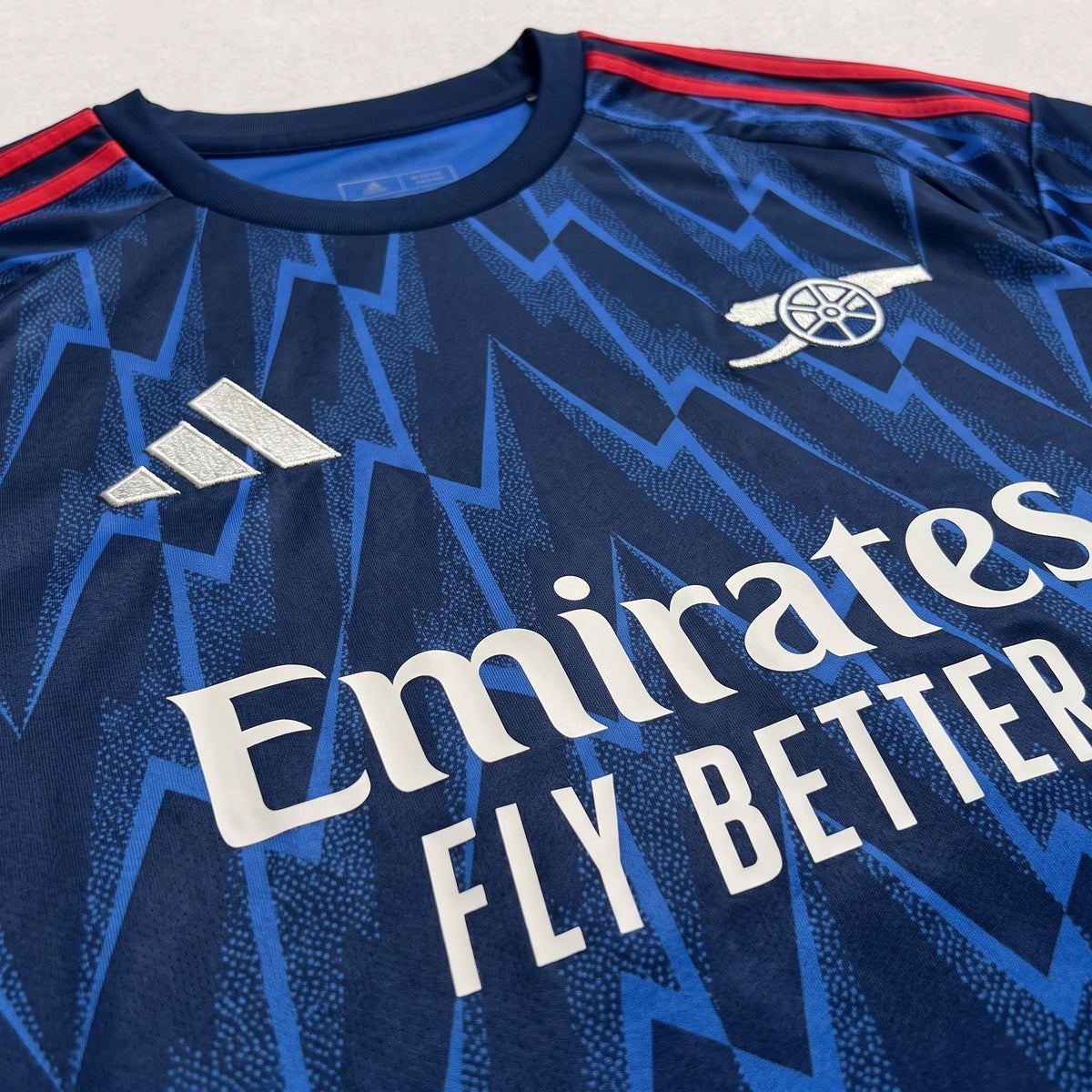 Arsenal 25/26 Away Women's Jersey
