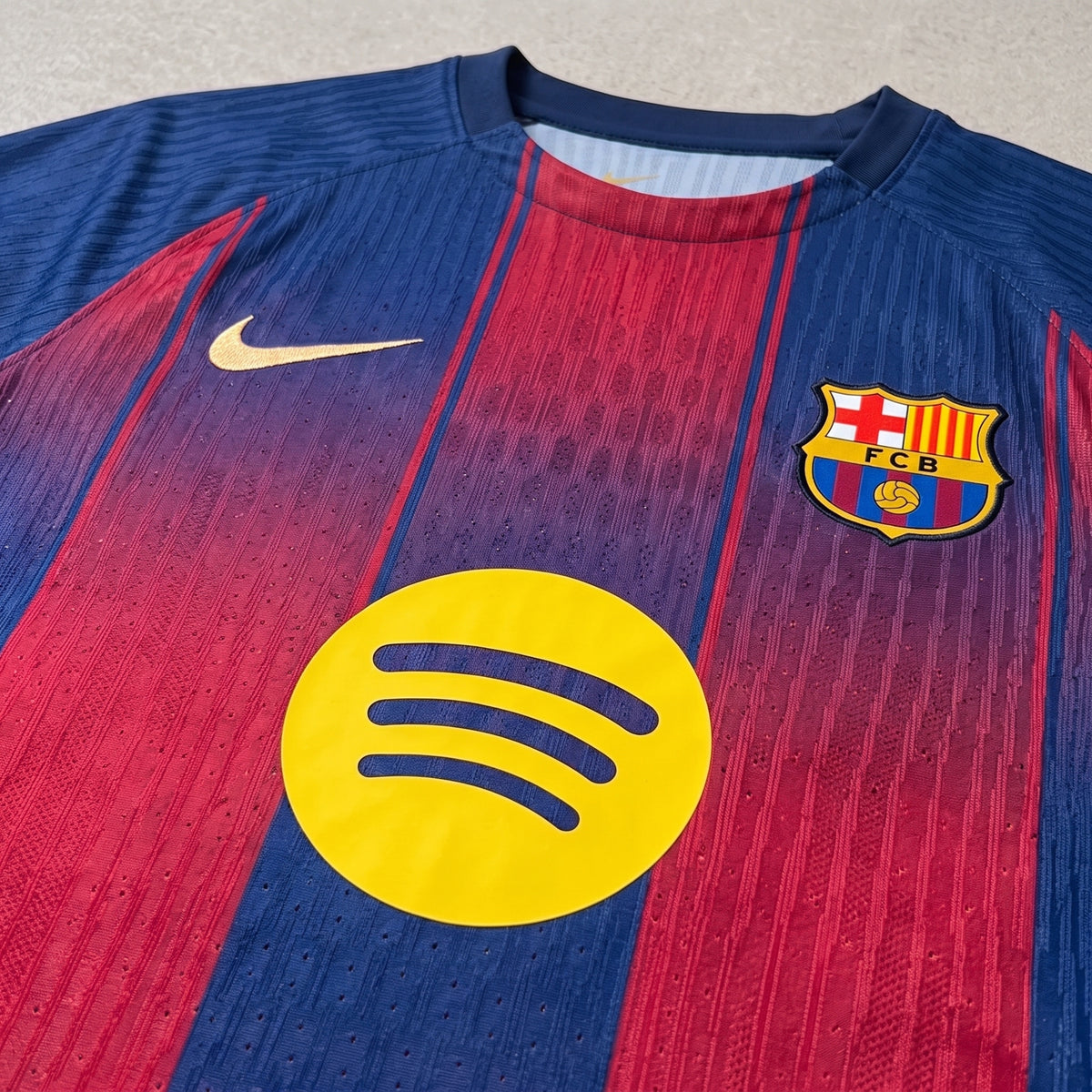 Barcelona 25/26 Home Women's Jersey