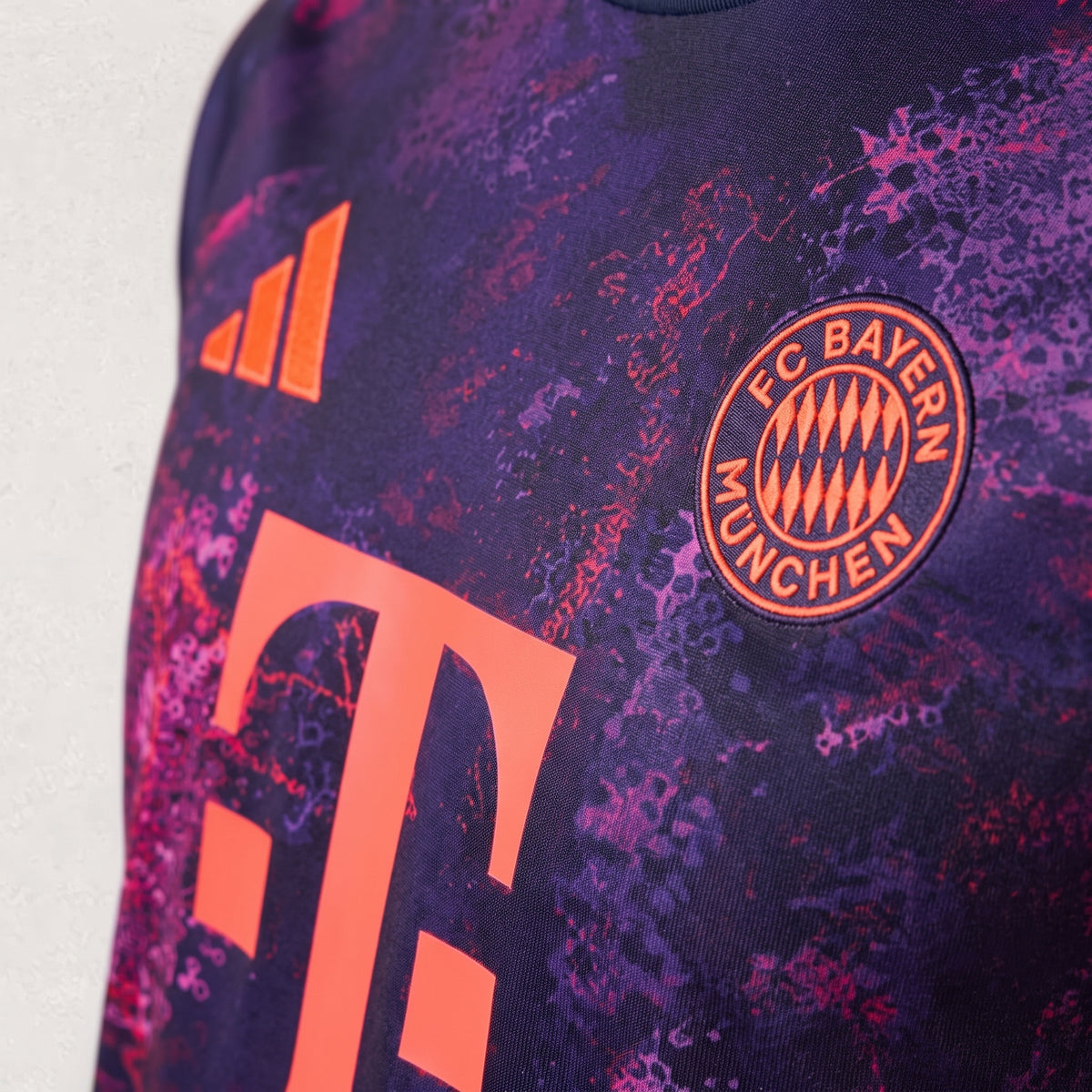 Bayern München 26/27 Third Jersey