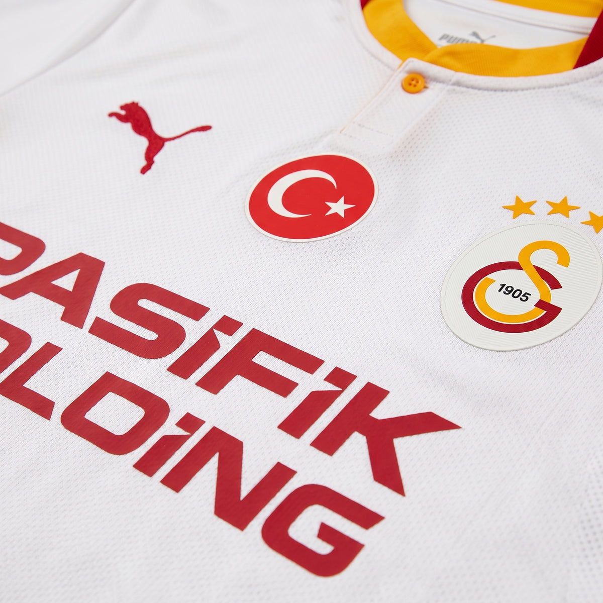 Galatasaray 26/27 Third Jersey