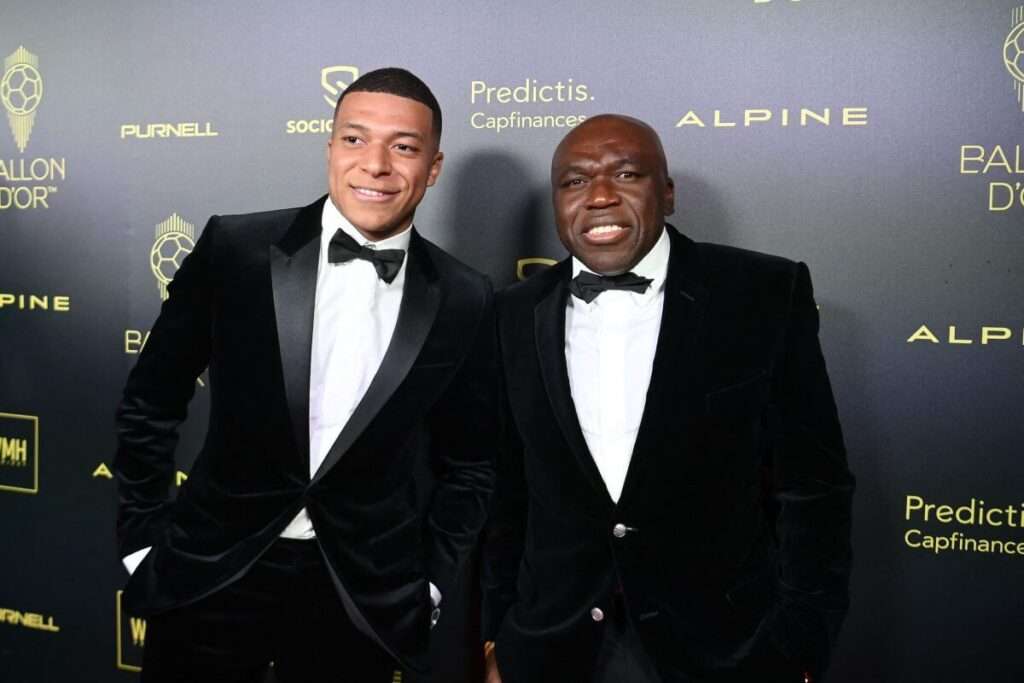 football players helped by their father to success