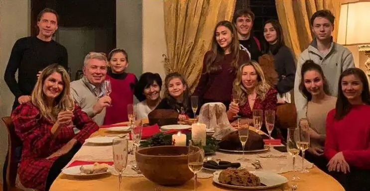 Federico Chiesa is very close to his family.